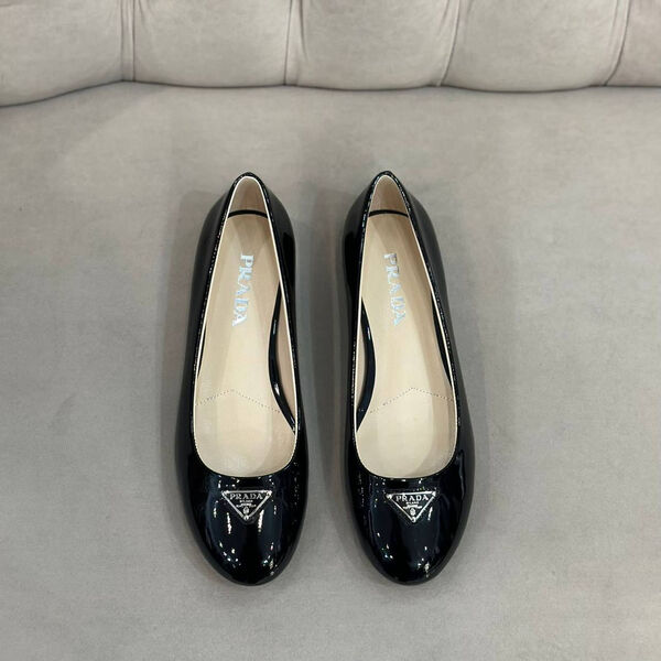Балетки Prada женский кожа черный 134881-3