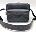 Мужская сумка мессенджер Louis Vuitton Outdoor Pm мужской кожа черный 42846-1