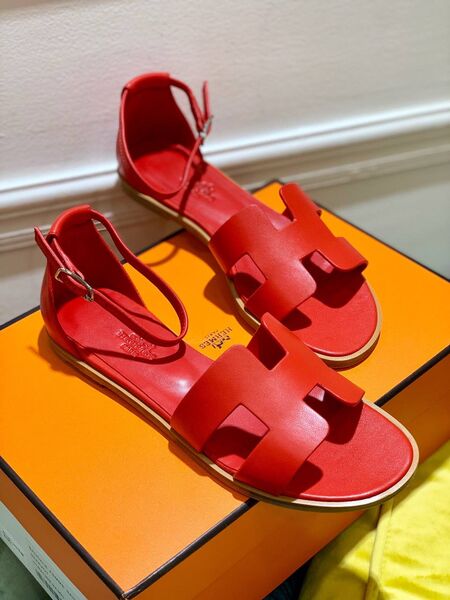 Босоножки Hermès женский кожа бордовый 4851-2