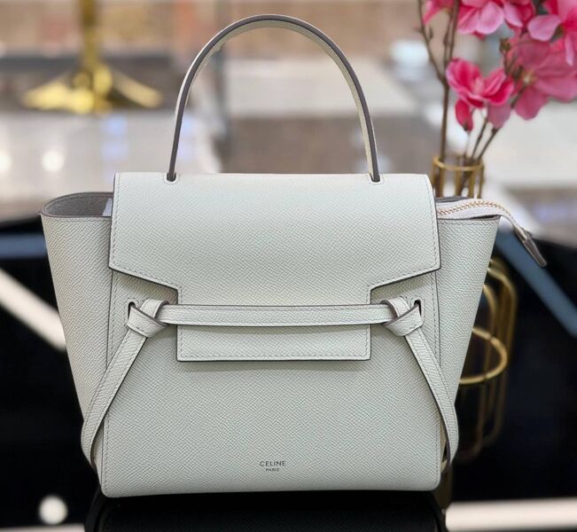 Сумка Celine Belt Nano женский кожа страуса молочный 142387