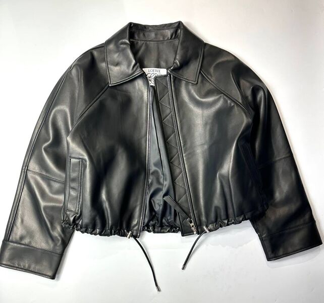 Куртка Loewe женский кожа черный 174880