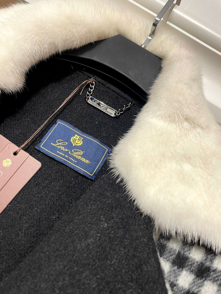 Пальто Loro Piana женский белый 93605-5