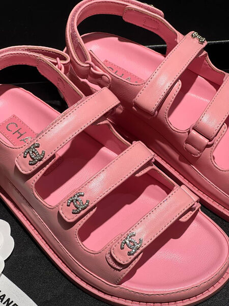 Сандалии Chanel женский кожа розовый 151147-2
