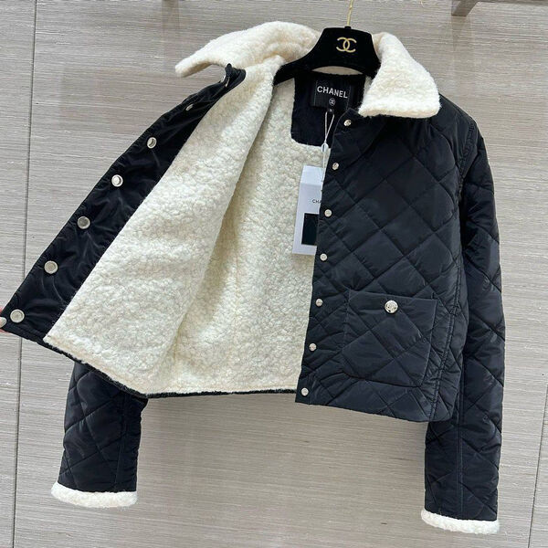 Куртка Chanel женский черный 171020-3