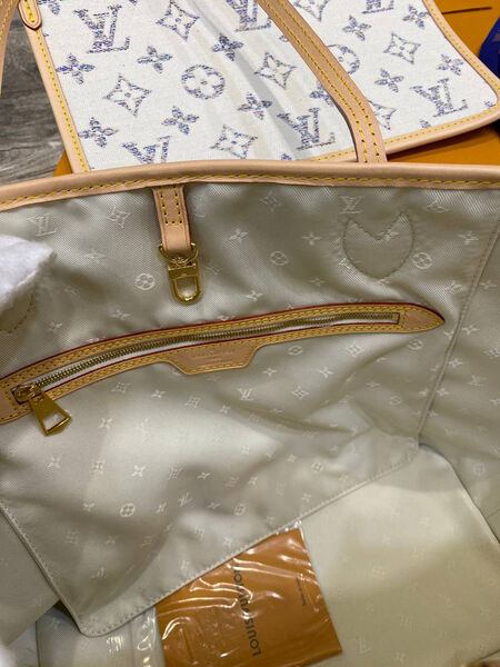Сумка Louis Vuitton женский кожа белый 173841-4