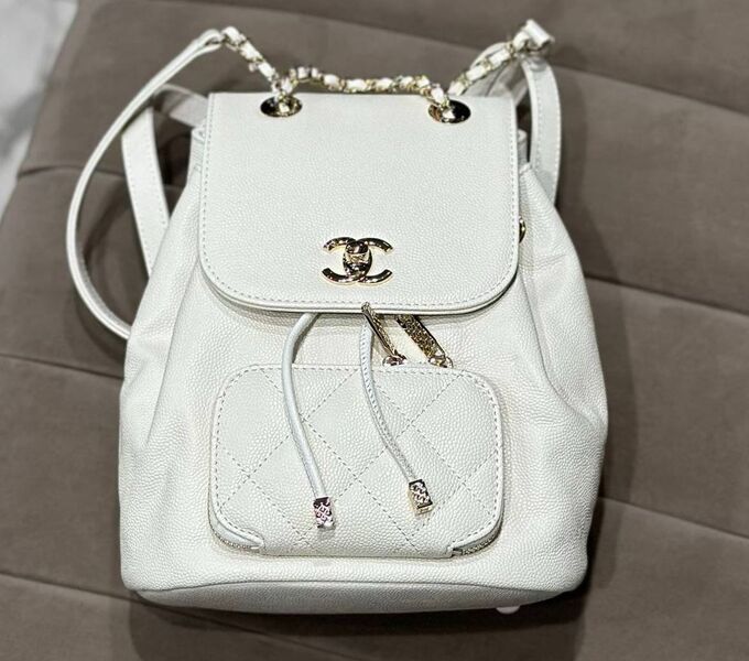 Рюкзак Chanel женский кожа белый 149777
