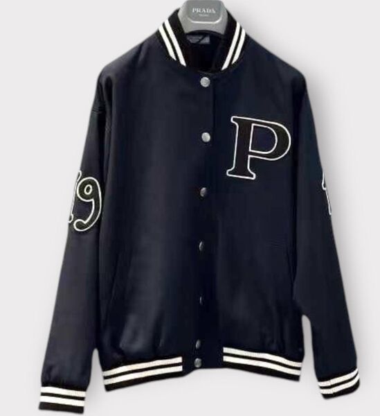 Бомбер Prada женский черный 163396