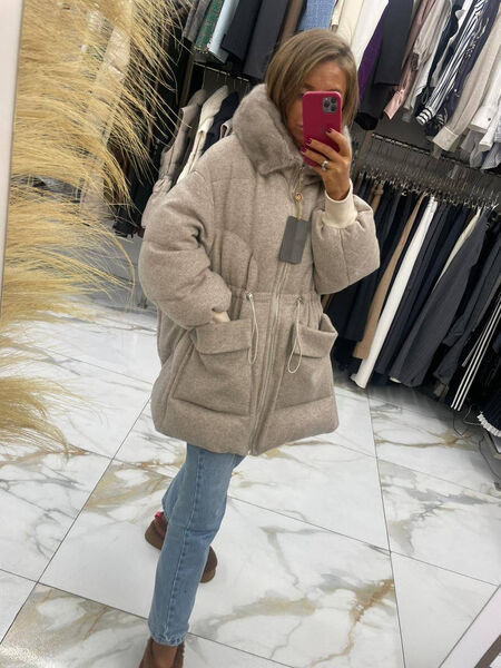 Куртка Loro Piana женский бежевый 129938-2