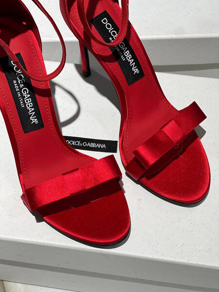 Босоножки Dolce & Gabbana женский сатин бордовый 146204-2