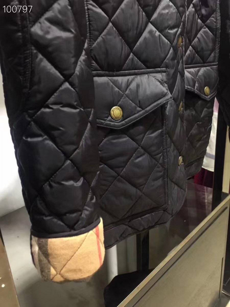 Куртка Burberry женский нейлон черный 37762-4