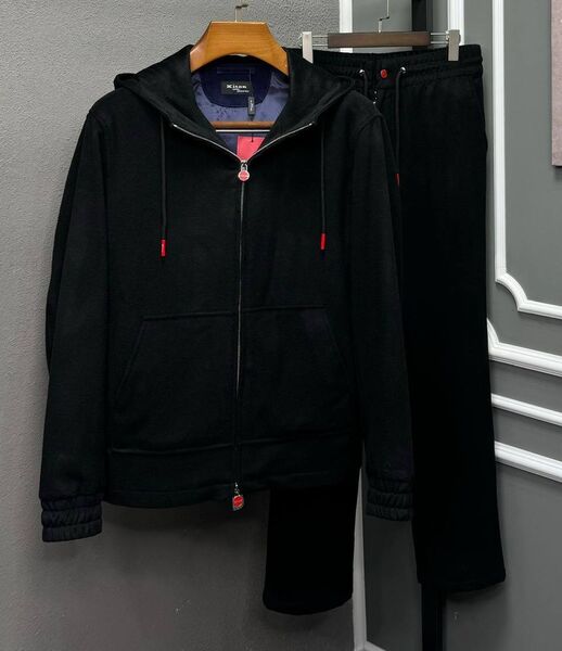 Мужской костюм Kiton мужской черный 168095