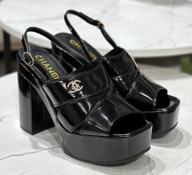 Босоножки Chanel женский кожа черный 146174