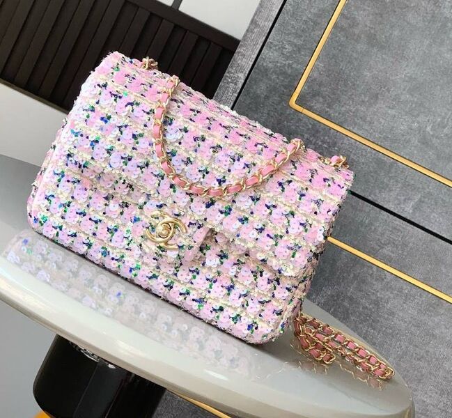 Сумка Chanel женский пайетки розовый 194344