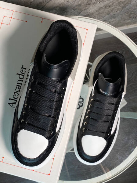 Мужские кеды Alexander McQueen мужской кожа черный 157942-4