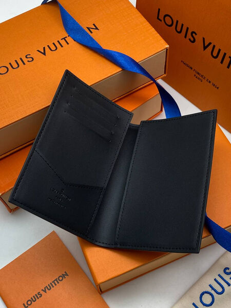 Обложка на паспорт Louis Vuitton мужской кожа черный 173774-5