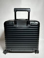 Чемодан Rimowa женский черный 132746-5