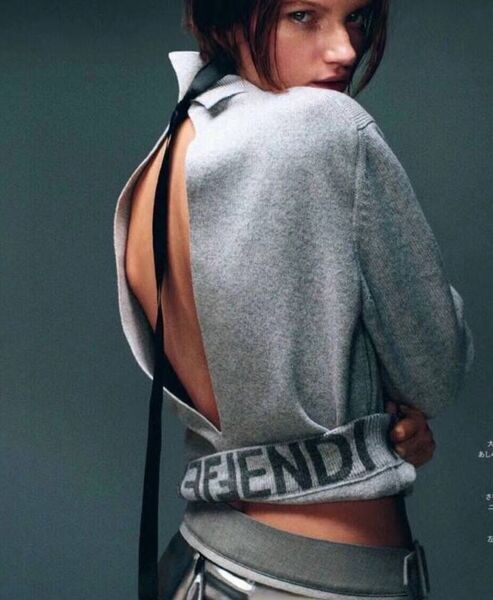 Свитер Fendi женский вязаная ткань графитовый 128882