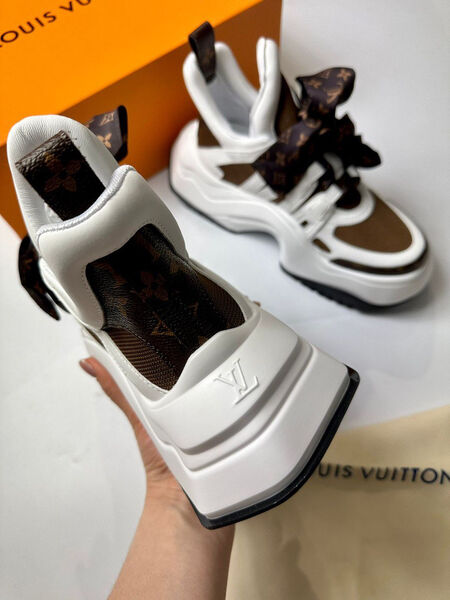 Кроссовки высокие Louis Vuitton женский кожа белый 109129-4