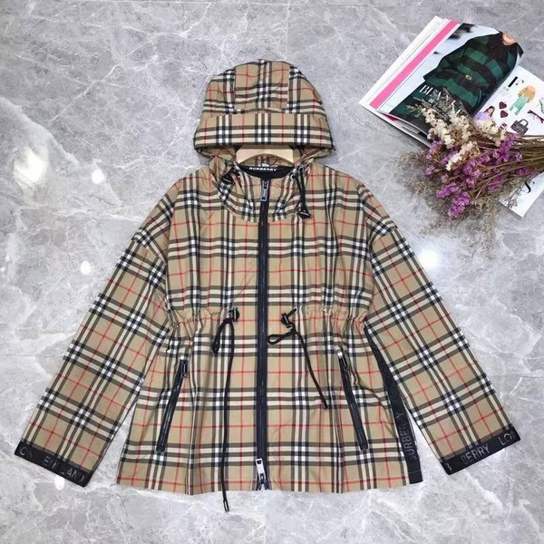 Куртка Burberry женский бежевый 37770-3