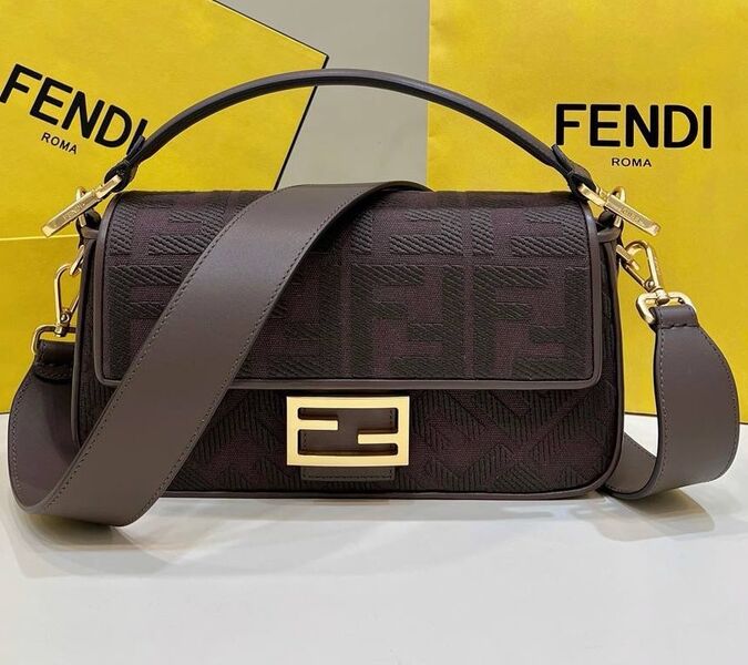 Сумка Fendi Baguette женский текстиль 142104