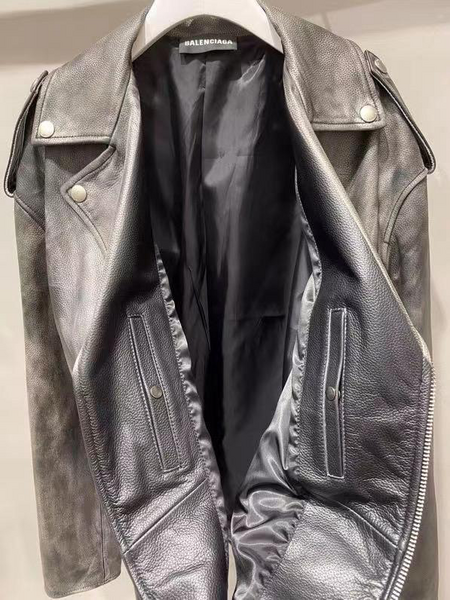 Куртка Balenciaga женский кожа графитовый 37484-6