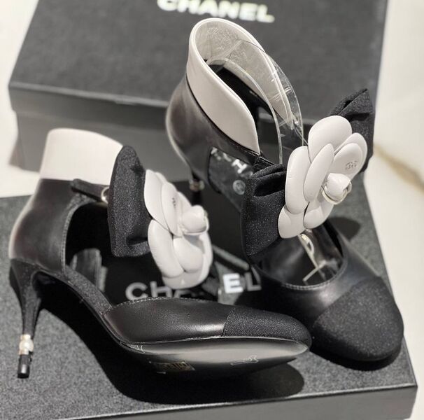 Туфли Chanel женский кожа черный 139250