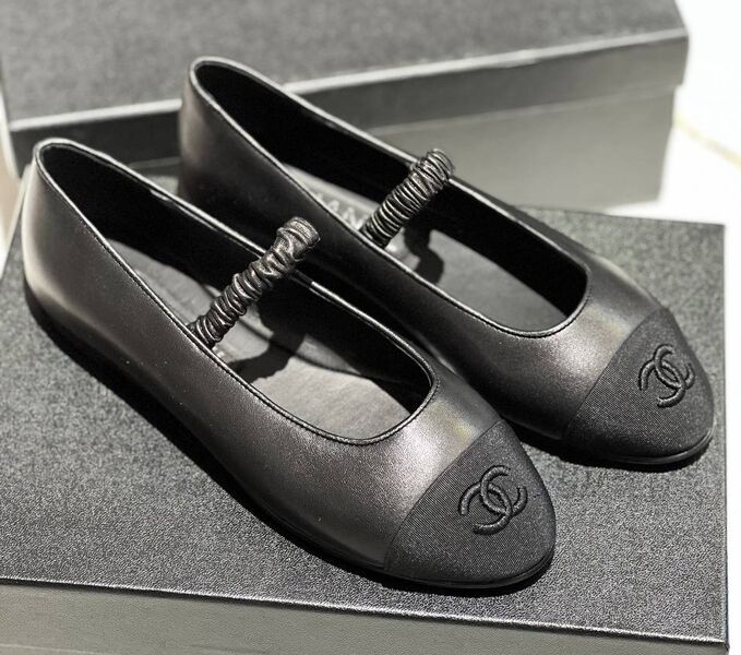 Балетки Chanel женский кожа черный 139280