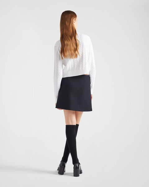 Свитер Prada женский белый 124470