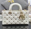 Сумка Christian Dior Lady женский кожа белый 134088-1