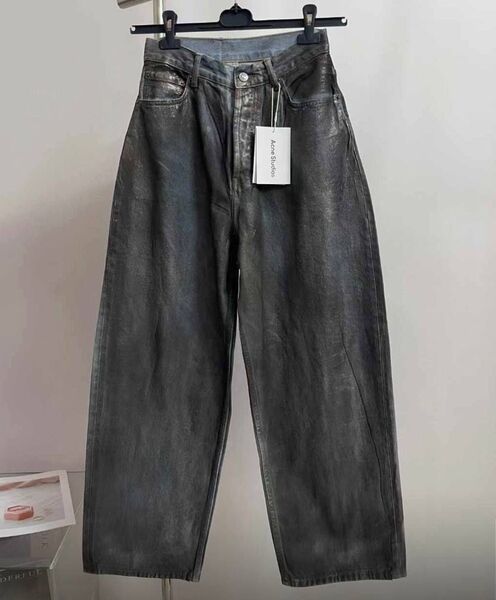 Джинсы Acne Studios женский джинса графитовый 197232