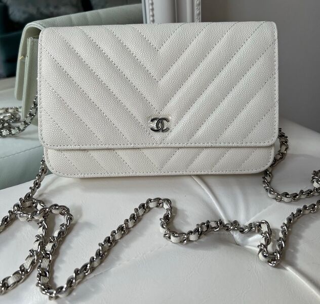 Сумка Chanel Mini женский кожа белый 143079