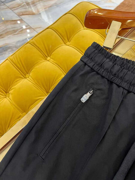 Мужские брюки Dolce & Gabbana мужской черный 191747-5