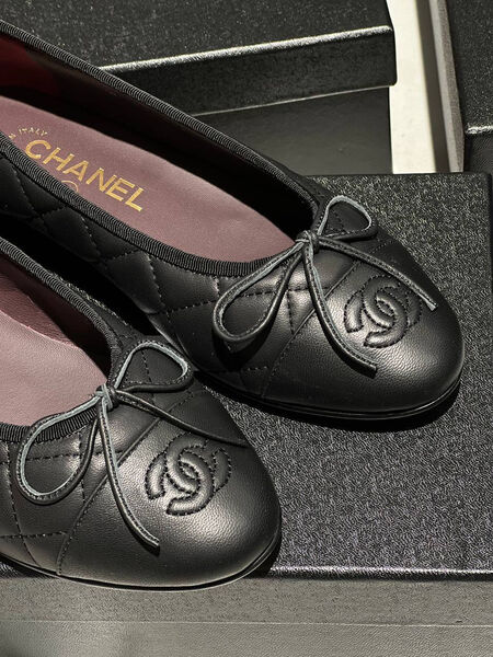Балетки Chanel женский кожа черный 149347-2