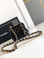 Сумка Chanel женский кожа черный 154666-3
