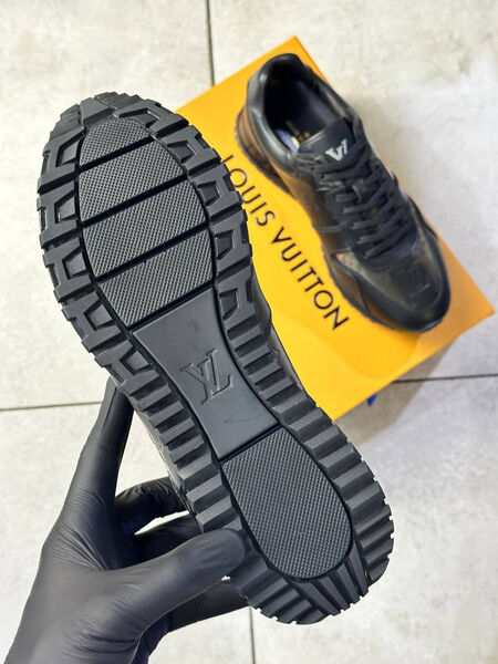 Мужские кроссовки Louis Vuitton мужской кожа черный 168657-10