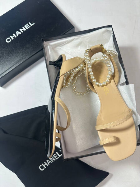 Босоножки Chanel женский кожа бежевый 148330-2