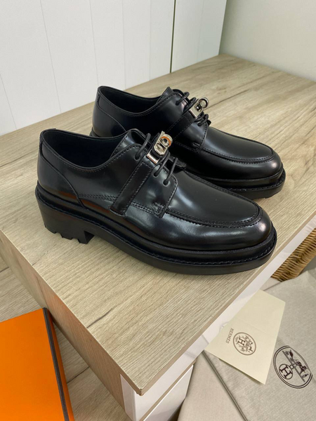 Дерби Hermès женский кожа черный 16349-12