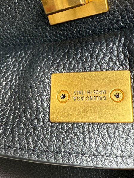 Сумка Balenciaga Rodeo Xs женский кожа черный 189462-8