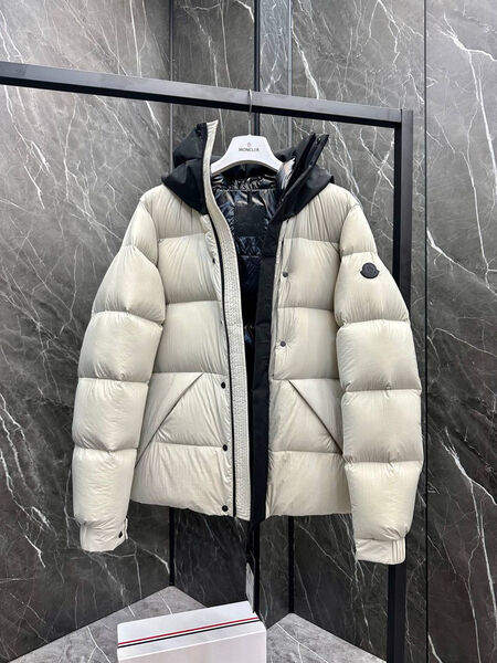 Мужской пуховик Moncler мужской белый 201789-5