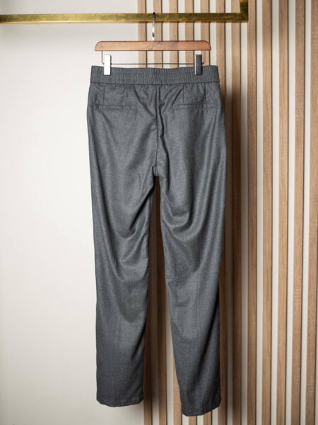 Мужской костюм Kiton мужской графитовый 173513-9