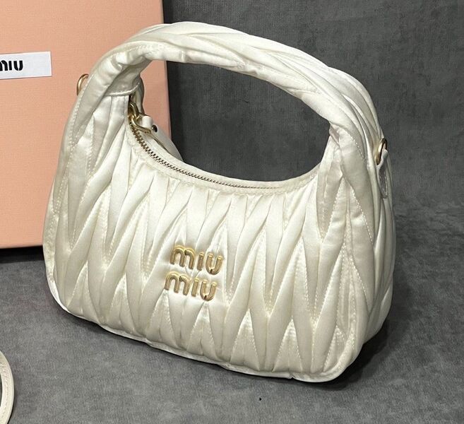 Сумка Miu Miu Wander 118360