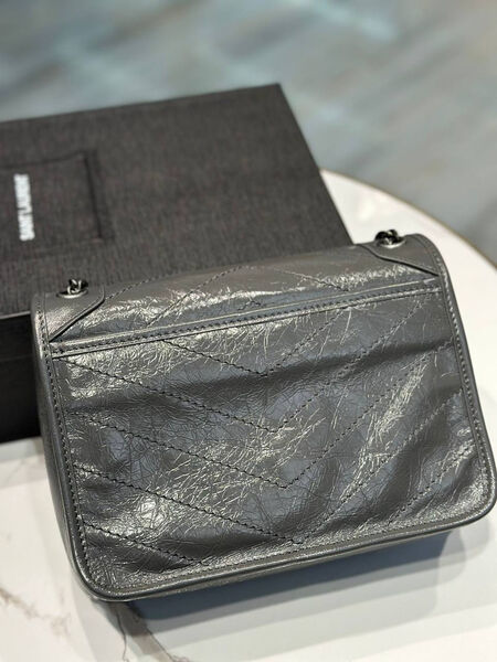 Сумка Saint Laurent Niki Small женский кожа графитовый 160382-4