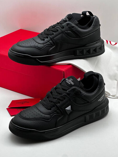 Мужские кроссовки Valentino мужской кожа черный 140375-3