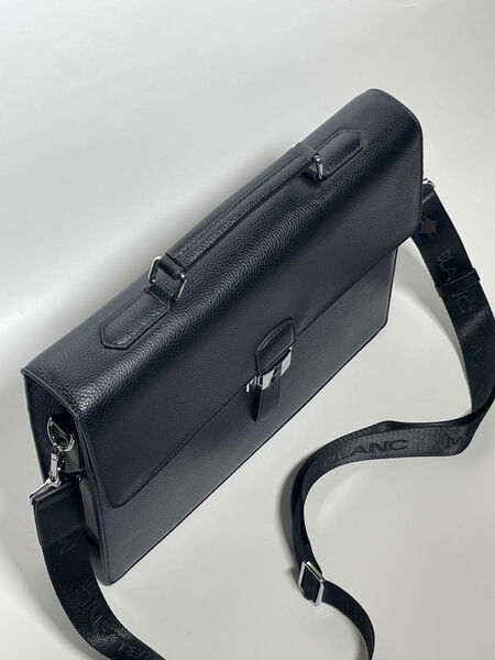 Мужской портфель Montblanc мужской кожа черный 132089-3