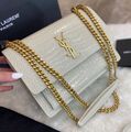 Сумка Saint Laurent Sunset Medium женский кожа белый 97020-1