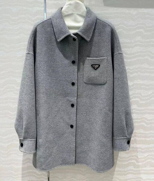 Рубашка утепленная Prada женский графитовый 162992
