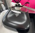 Сумка Prada Cleo женский кожа черный 77237-1