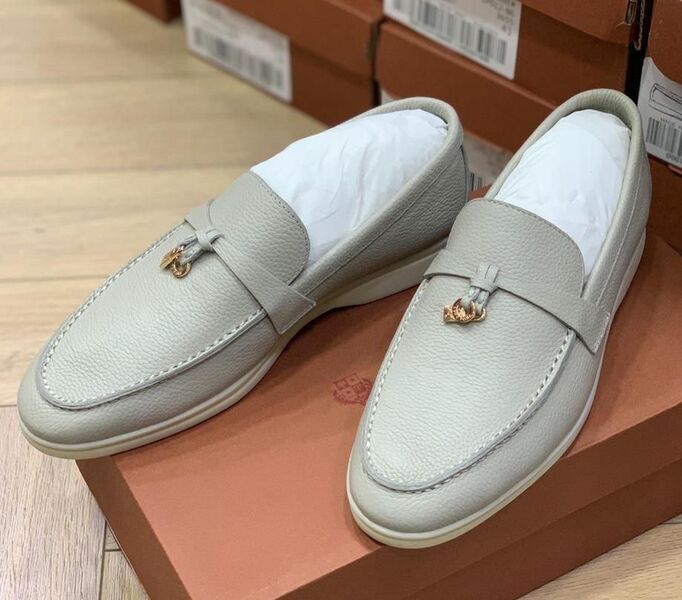 Лоферы Loro Piana женский кожа графитовый 105487