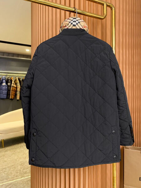 Куртка Burberry женский черный 106852-5