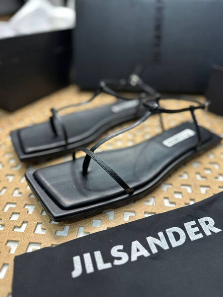 Сандалии Jil Sander женский кожа черный 154146-2